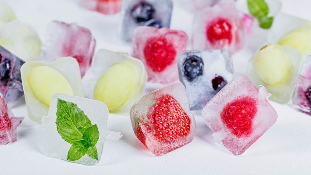 Как заморозить клубнику на зиму в морозильной камере без сахара целиком
